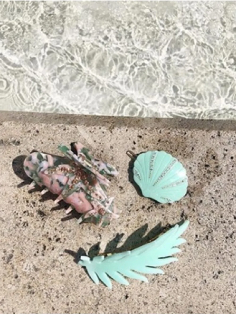 New🌟Anthropologie-Pico-Pearl Embellished  Green Shell Hair Clip
